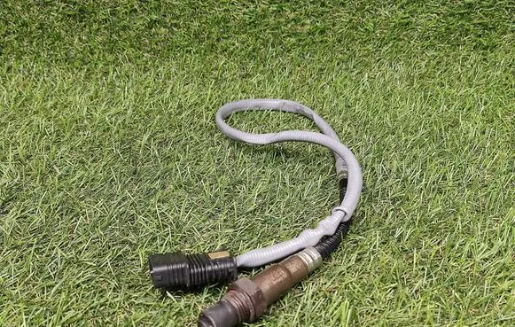 BMW 3 F30 F35 F31 Lambda probe sensor 7589475 758947503 0258010417