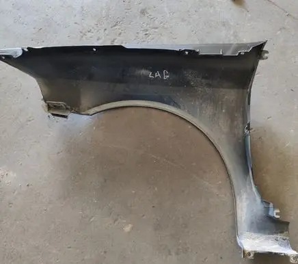 Renault Laguna II Fender