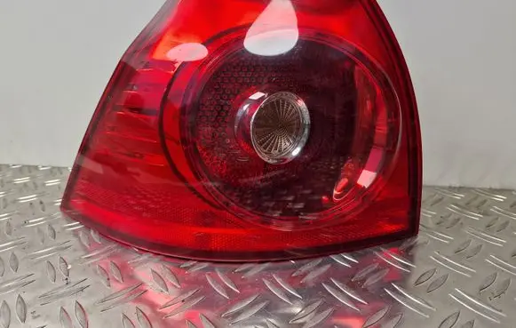 Volkswagen Golf V Rear/tail lights 1K6945095Q