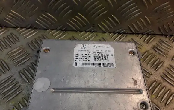Mercedes-Benz E W211 Phone control unit/module 2118703226 A2118703226