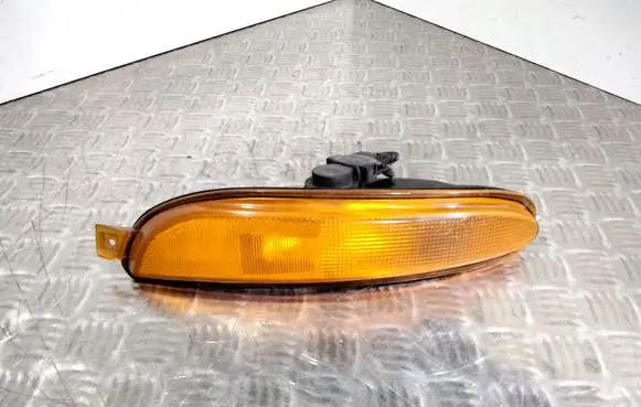 Chrysler 300M Front indicator light 185506B 3157K