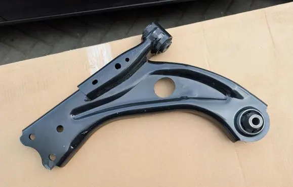 Peugeot 3008 II Front control arm 98138522