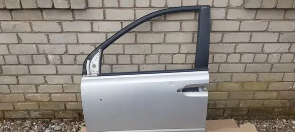 KIA Carnival Front door