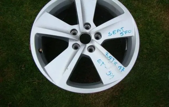 Seat Leon (5F) R17 alloy rim 