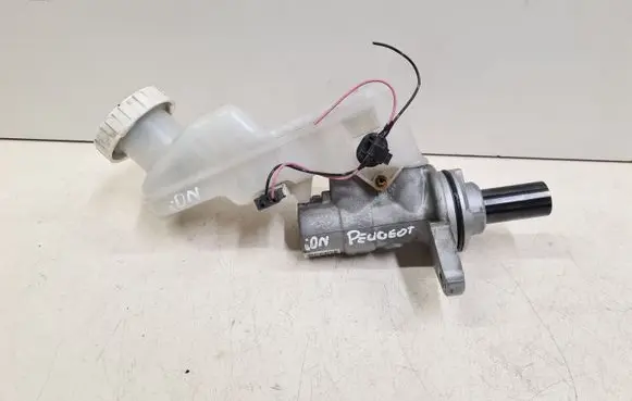 Peugeot iOn Master brake cylinder 280580 354050035