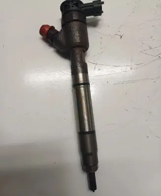 KIA Ceed Fuel injector 0445110589