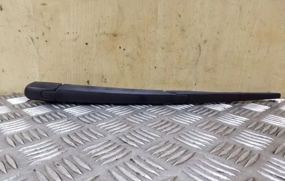 Hyundai i40 Rear wiper blade arm