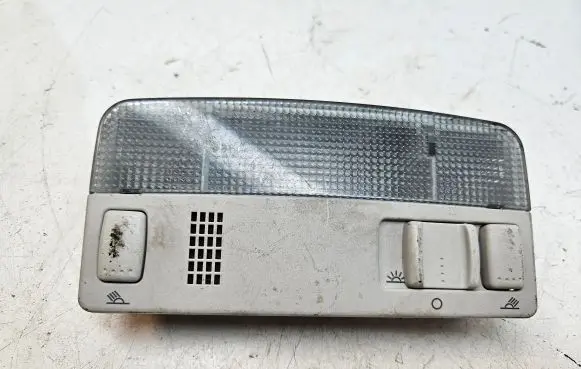 Volkswagen Amarok Front seat light 3B0947105C