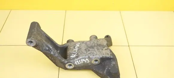 Volkswagen Crafter Engine mounting bracket 07626885 CEB