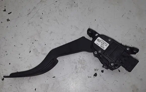 Alfa Romeo 159 Accelerator throttle pedal