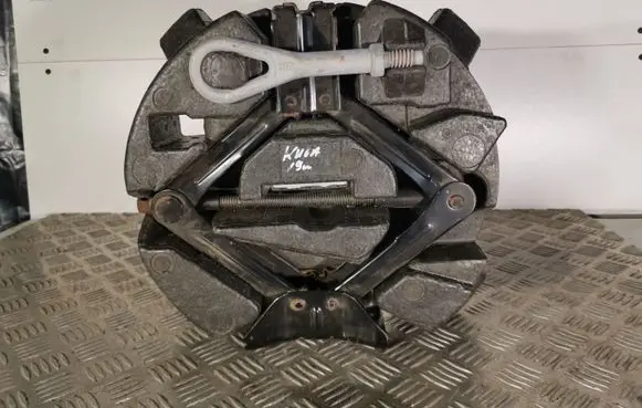 Ford Kuga II Lift Jack 
