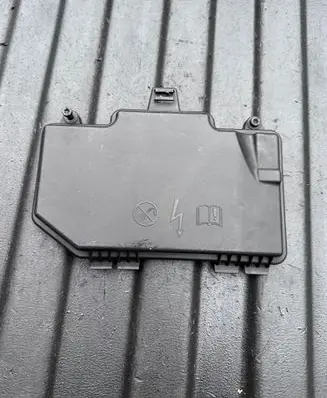 Mercedes-Benz S W222 Fuse box cover A2225405829 PPGF40