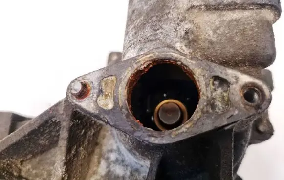 Opel Astra G Water pump 24405896