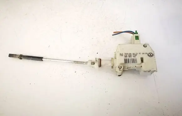 Volkswagen Golf IV Central locking motor 1J6810773A