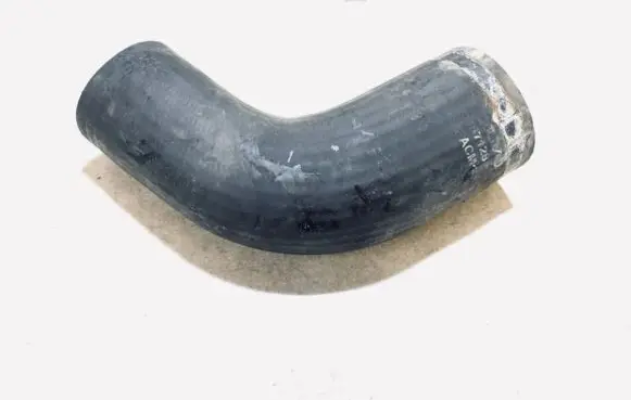 Volvo S40, V40 Intercooler hose/pipe 887128