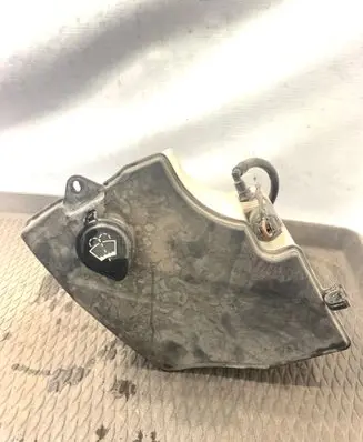BMW X3 E83 Lamp washer fluid tank 