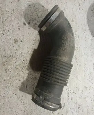 Renault Master III Intercooler hose/pipe 165763705R