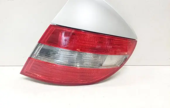 Mercedes-Benz CLC CL203 Rear/tail lights A2038205264 CL203DXF