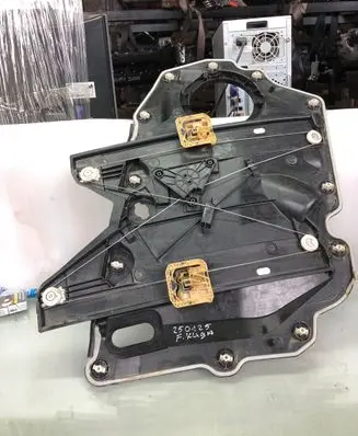 Ford Kuga III Front window lifting mechanism without motor C7y2e