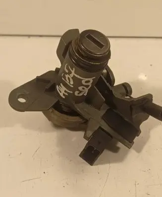Audi A4 S4 B7 8E 8H Tailgate exterior lock 8e0827573