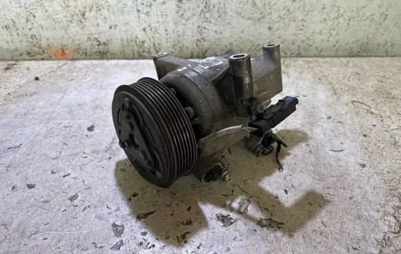 Peugeot 108 Air conditioning (A/C) compressor (pump) 88310YV010D Z0018236D B000776180