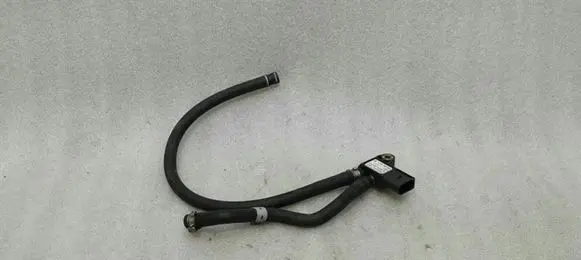 Mercedes-Benz GLA W156 Air pressure sensor A0071536028