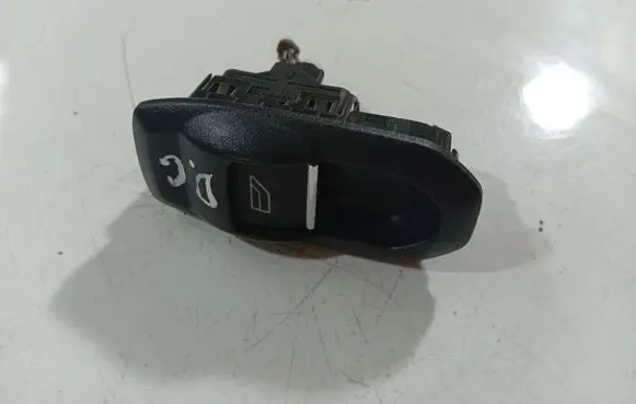 Ford Grand C-MAX Electric window control switch 010895