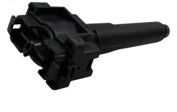 Hyundai Santa Fe Headlight washer spray nozzle 18113L