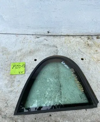 Seat Leon (1M) Rear door window glass 43R00048