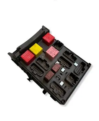 Renault Laguna II Fuse module 8200292640