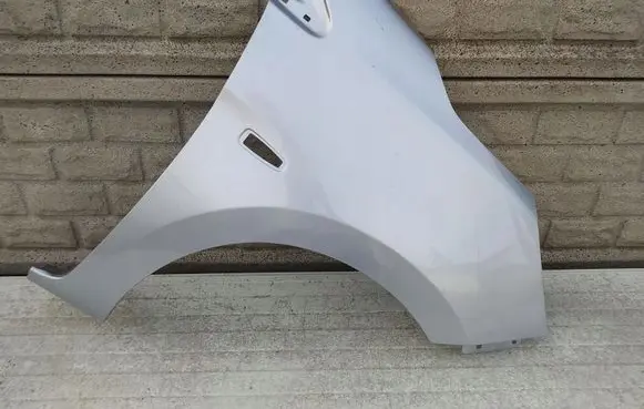 Mitsubishi Space Star Fender