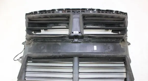 BMW X1 F48 F49 Intercooler air channel guide 7374198 E11888A10 1094482