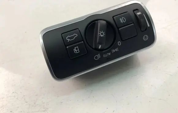 Volvo V60 Light switch 31443839