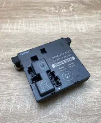 Mercedes-Benz E W211 Door control unit/module 2118201626 356806