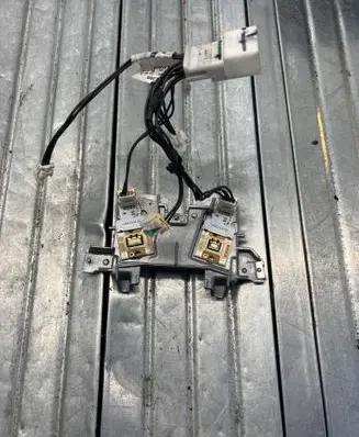 BMW X5 F15 Headlight part 1304492309 1305715252