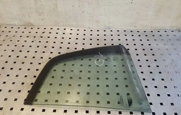 Volkswagen Golf Plus Rear vent window glass 