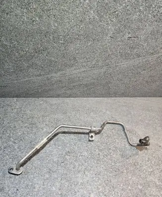 Volkswagen Golf VII Turbo turbocharger oiling pipe/hose 04E145140L
