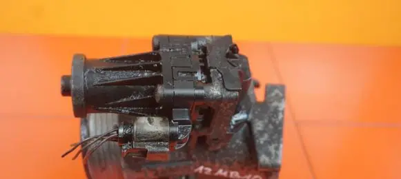 Volvo XC60 EGR thermostat D5244T11 D5244T15
