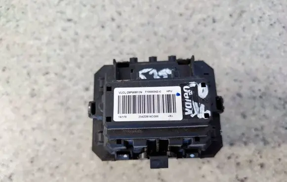 Subaru Forester SJ Heater blower motor/fan resistor VLCL29PWM11N11 T1000034ZC 23472614CGW