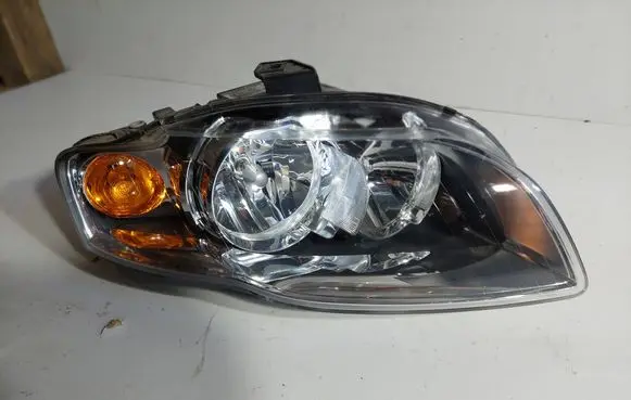Audi A4 S4 B7 8E 8H Headlight/headlamp 8E0941004AJ