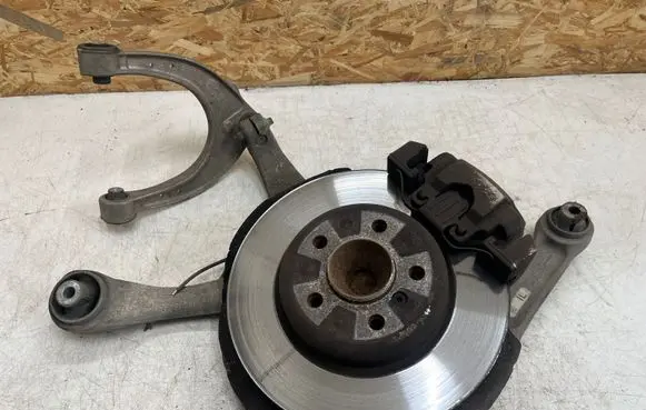 BMW 5 F10 F11 Front wheel hub spindle knuckle