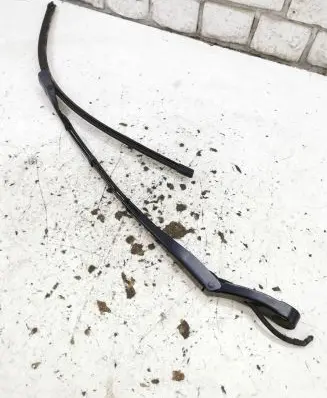 Peugeot 3008 II Front wiper blade arm 9810664880