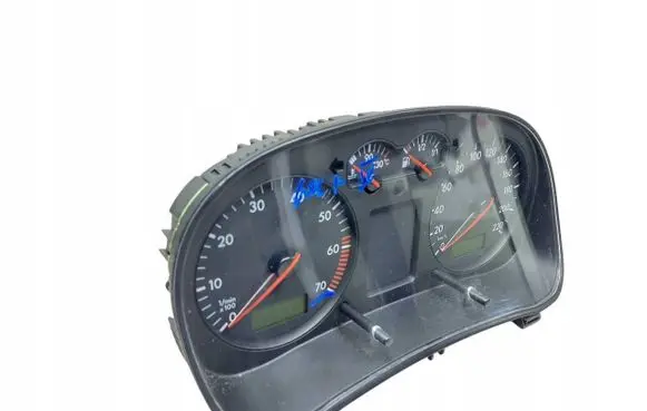 Volkswagen Golf IV Speedometer (instrument cluster) 1J0919861 88311282 11000891602