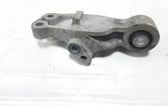Volvo V40 Engine mounting bracket 31430427