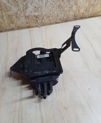 Seat Ibiza III (6L) Turbo solenoid valve 038131051AD V989007