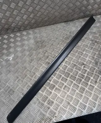 Nissan X-Trail T32 Front door trim (molding) 808764CE0A