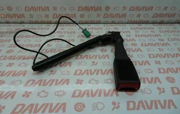 Opel Zafira B Front seatbelt buckle
