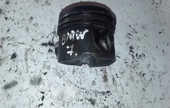 BMW 7 E65 E66 Piston NOCODE