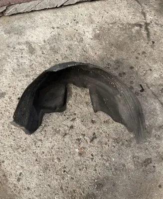 BMW 3 E90 E91 Rear arch fender liner splash guards 