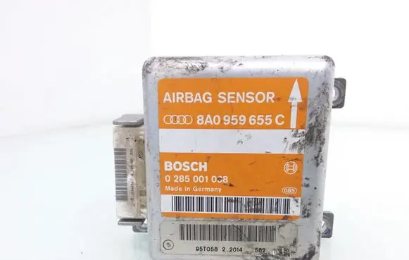 Audi A6 S6 C4 4A Airbag control unit/module 8A0959655C 0285001038